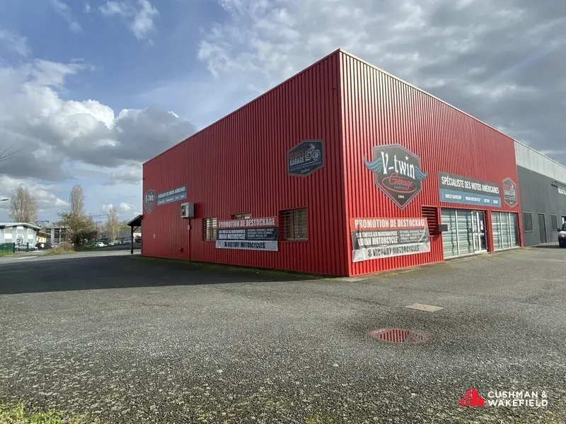 BORDEAUX ZA DANEY LOCAUX À LOUER