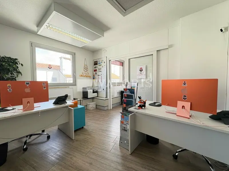 A louer Bureaux 265.1m² Villeurbanne