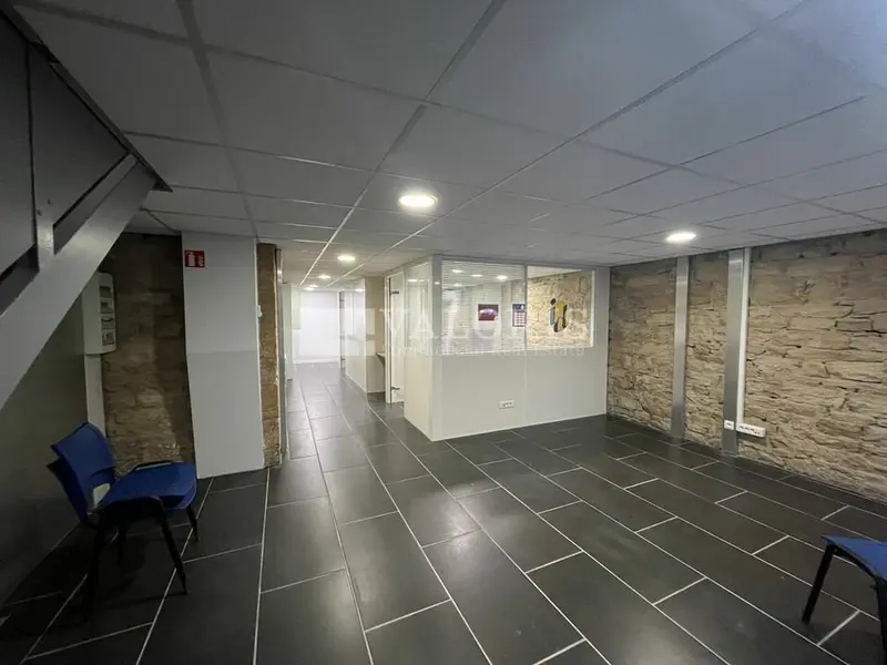 A vendre Local commercial  136.25m² Lyon 03