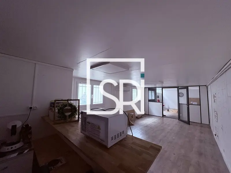 LOCATION BUREAUX + STOCKAGE - 50 M² - COURNON D'AUVERGNE