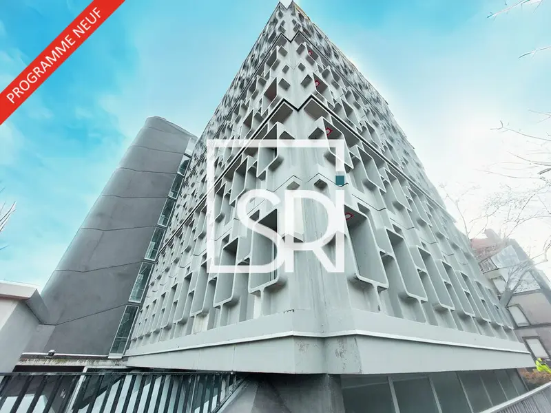 A vendre Bureaux 4699.72m² Clermont-Ferrand