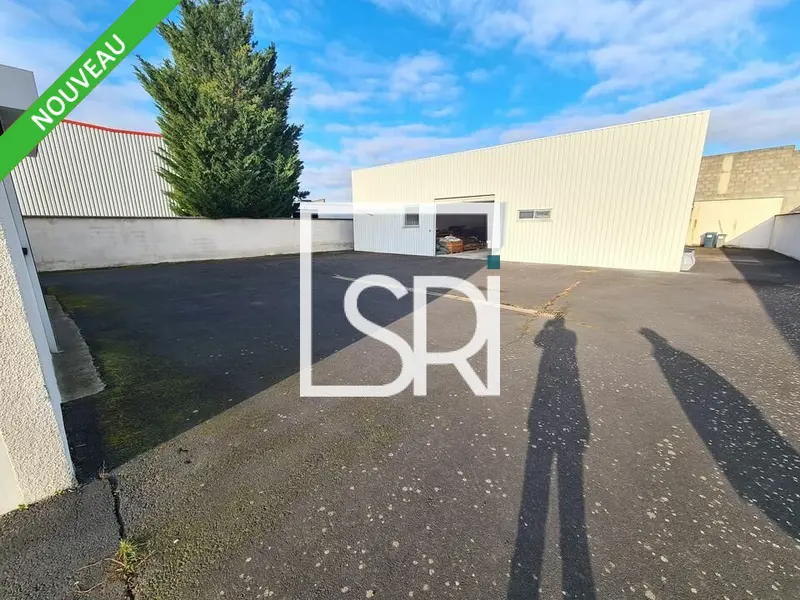A vendre Entrepôt 600m² Issoire