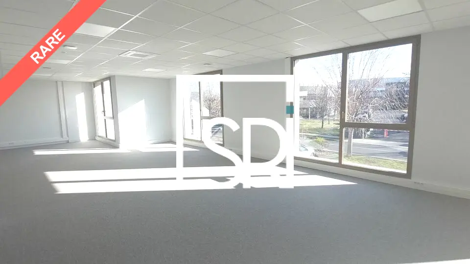 A louer Bureaux 2690m² Clermont-Ferrand