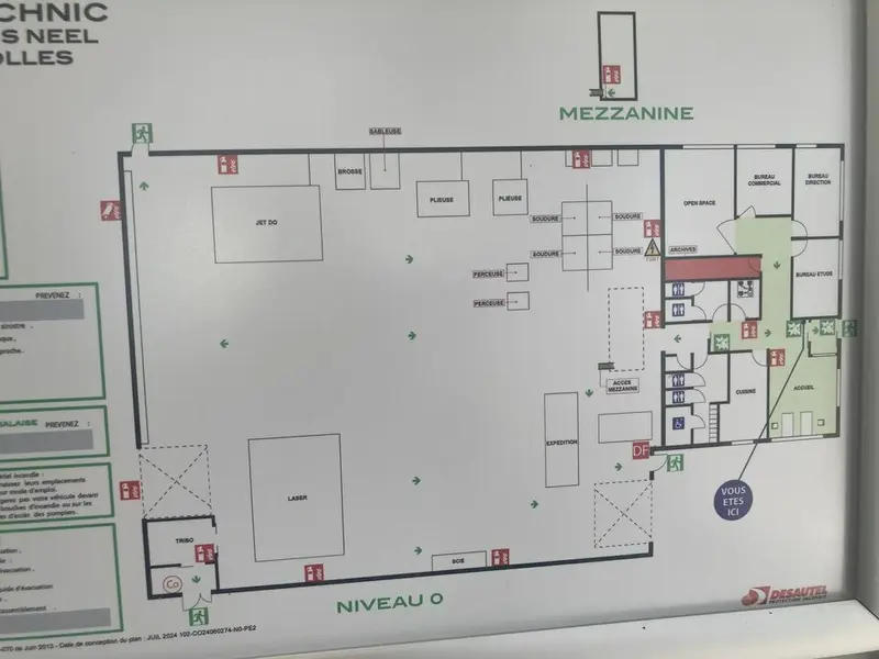 A vendre Locaux d'activité 953m² Crolles