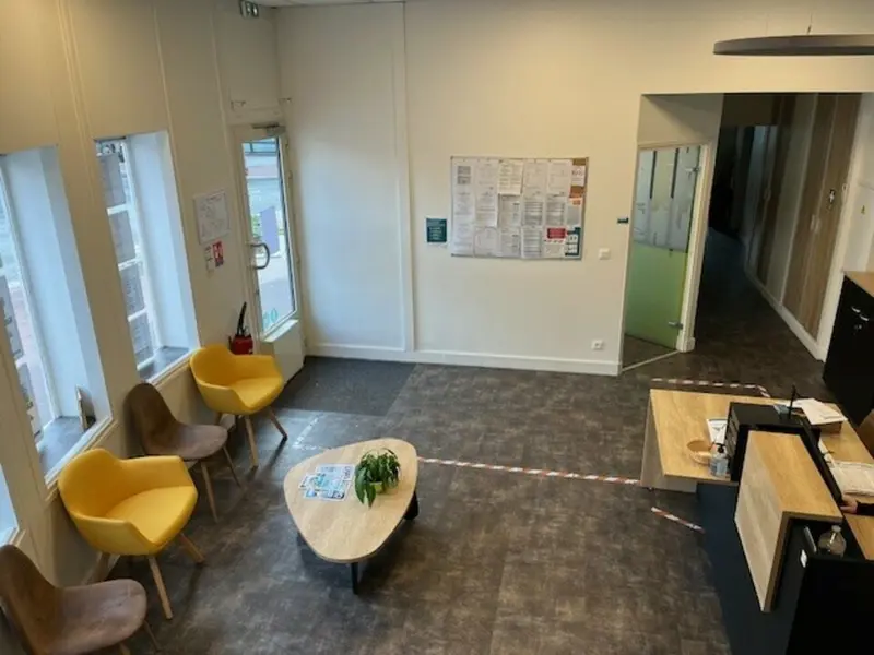 A vendre Local commercial  204m² Elbeuf