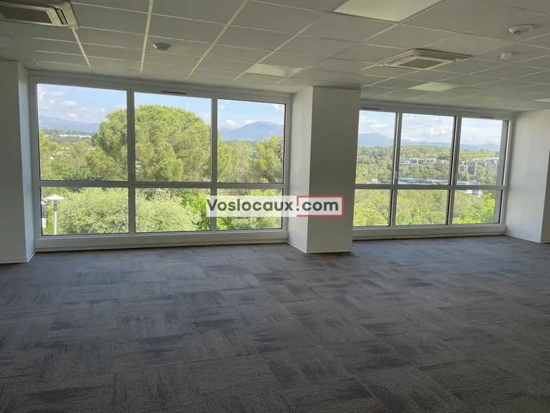Opportunité à louer : 230 m² de bureaux au cur de Sophia Antipolis