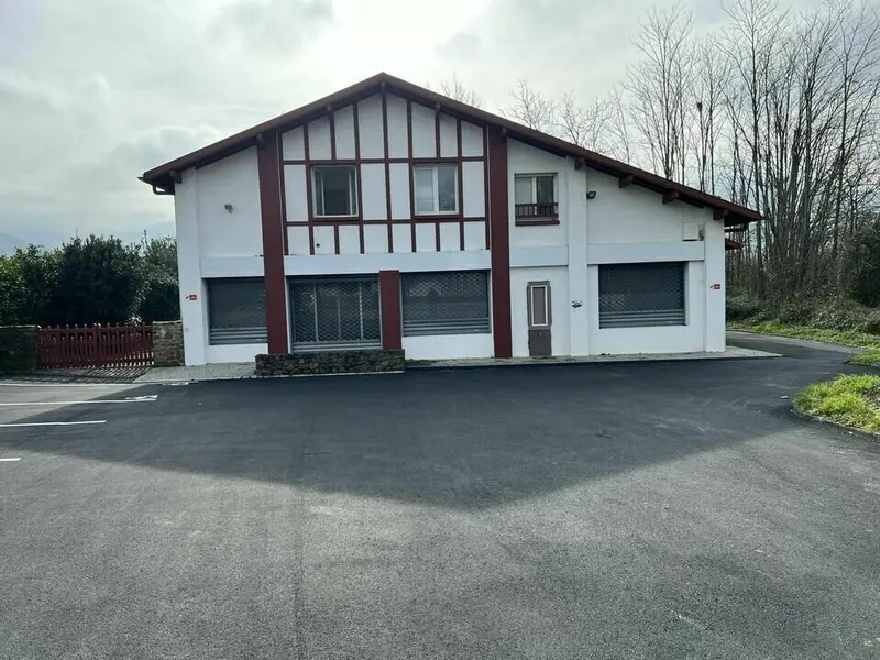 A vendre Locaux d'activité 293m² Itxassou