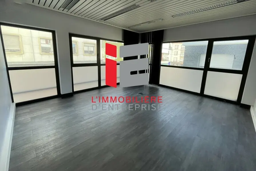 Local commercial 200 m² à louer  Centre-ville  LORIENT