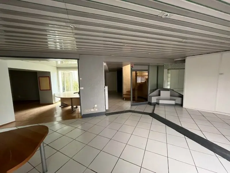 A LOUER - BUREAUX - AURAY