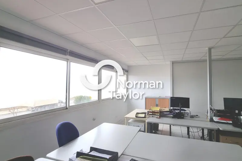 A louer Bureaux 255m² Perpignan