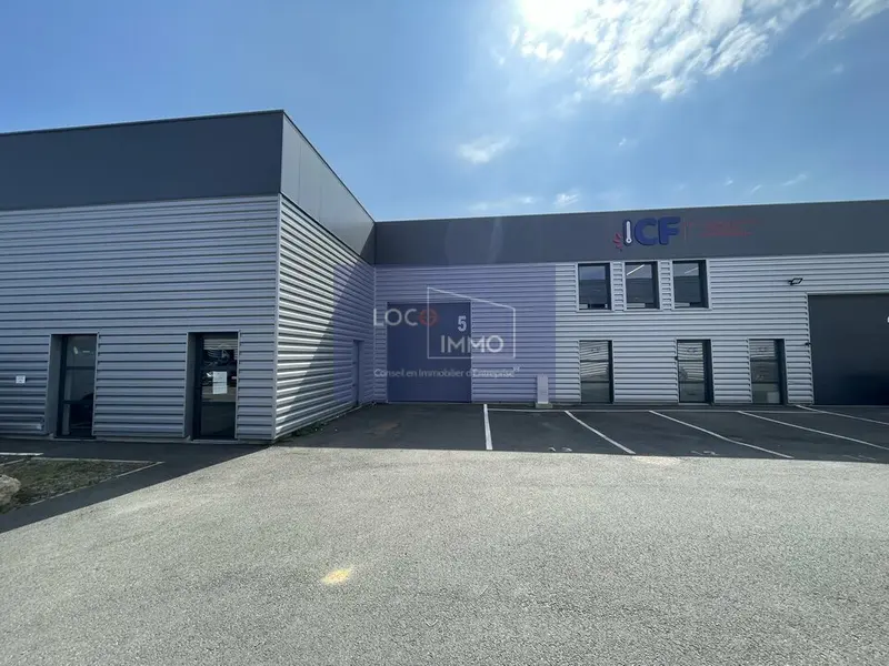 À VENDRE  LOCAL D'ACTIVITÉ  VILLENAVE D'ORNON (33140)