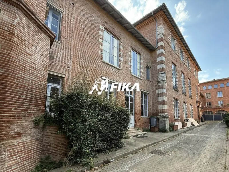 A LOUER BUREAUX 426m² -(31000) TOULOUSE 