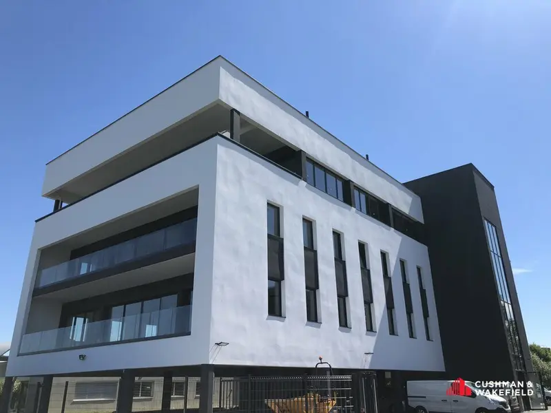 Immeuble neuf à usage de bureaux - surface de 390 m² à louer
