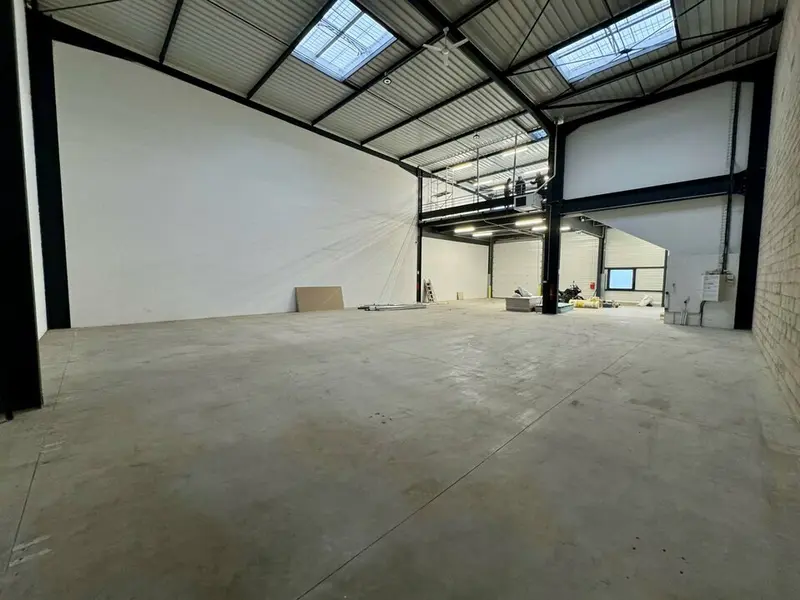 A louer Locaux d'activité 497m² Groslay