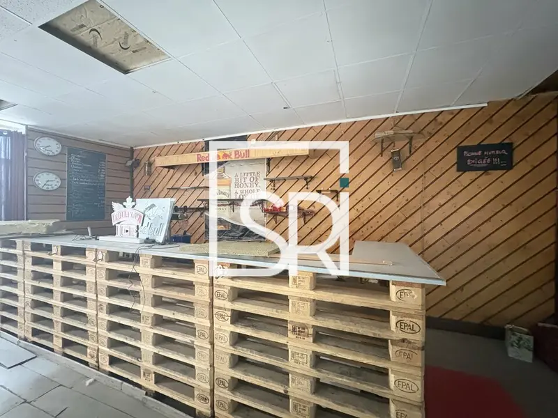 A vendre Local commercial  46m² Clermont-Ferrand