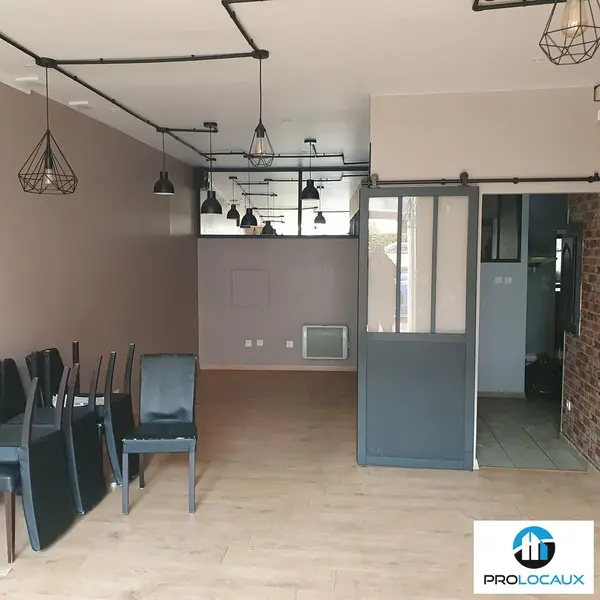 A vendre Local commercial  188m² Voiron