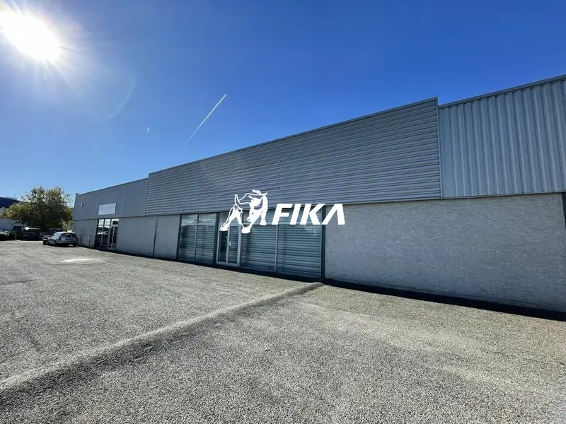A LOUER LOCAL D'ACTIVITE 400 m² - (31270) CUGNAUX