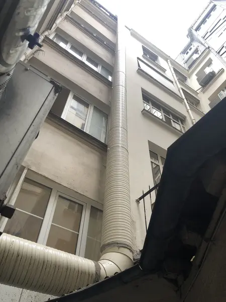 Paris 2e : emplacement n°1 - restaurant clé en main - Bon CA