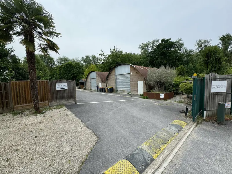 A vendre Locaux d'activité 338m² Presles