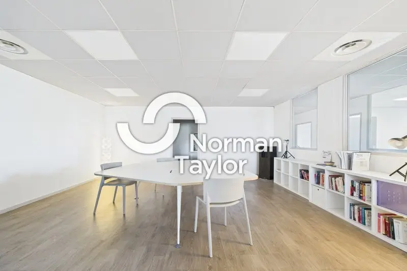 A louer Bureaux 1653m² Castelnau-le-Lez