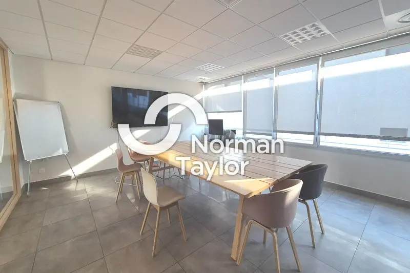 A louer Bureaux 247m² Perpignan