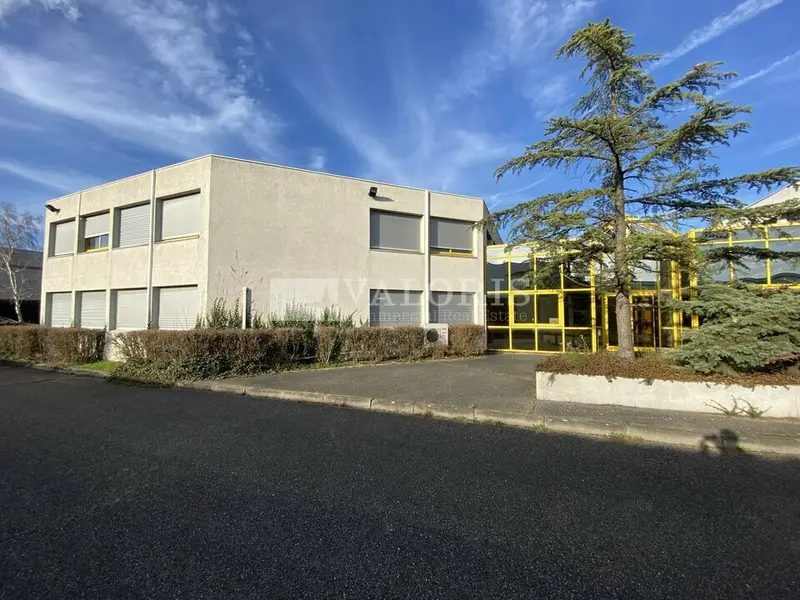 A vendre Locaux d'activité 1420m² Miribel