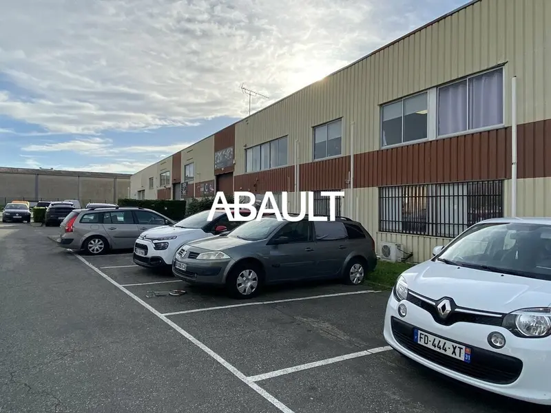 A louer Locaux d'activité 325m² Toulouse