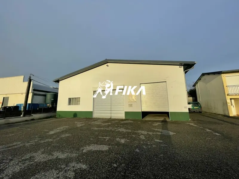 A LOUER LOCAL D'ACTIVITE 346 m² - (31450) ODARS