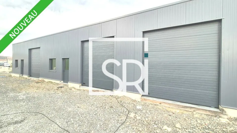 A louer Entrepôt 125m² Le Cheix