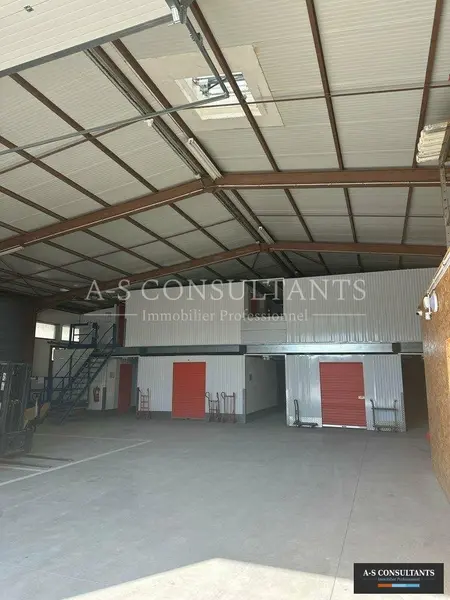 A louer Entrepôt 1200m² Rumilly