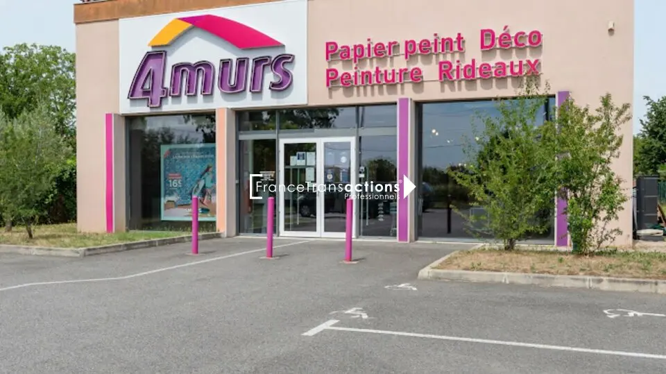 A LOUER LOCAL COMMERCIAL 660 m² ROQUES