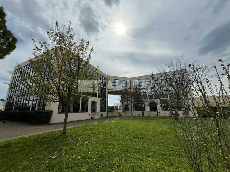 A vendre Bureaux 131m² Aix-en-Provence