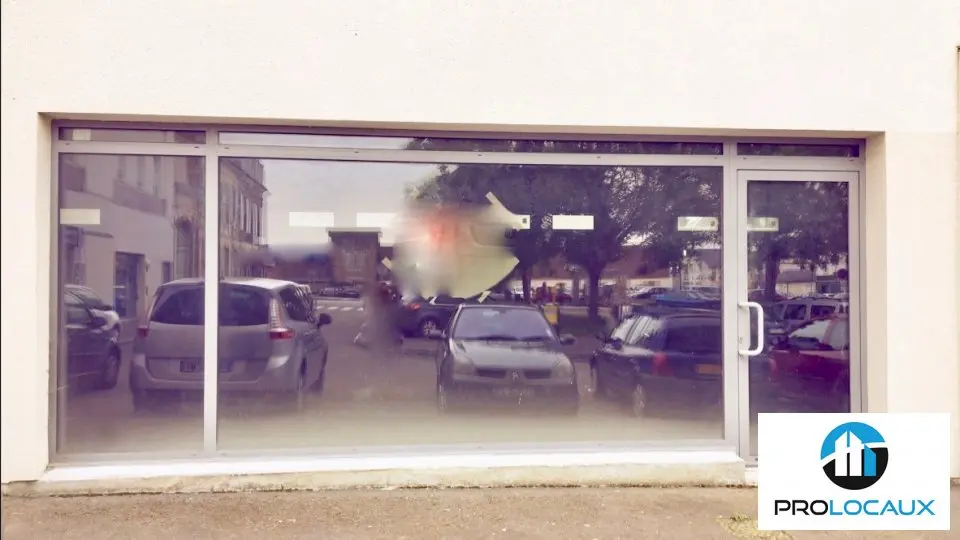 A louer Local commercial  180m² Évreux