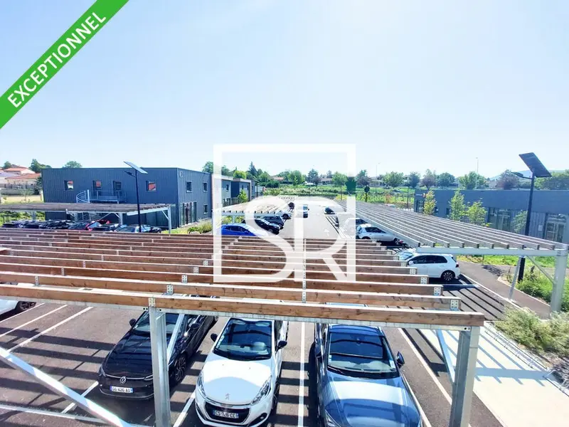 A louer Bureaux 292m² Les Martres-d'Artière