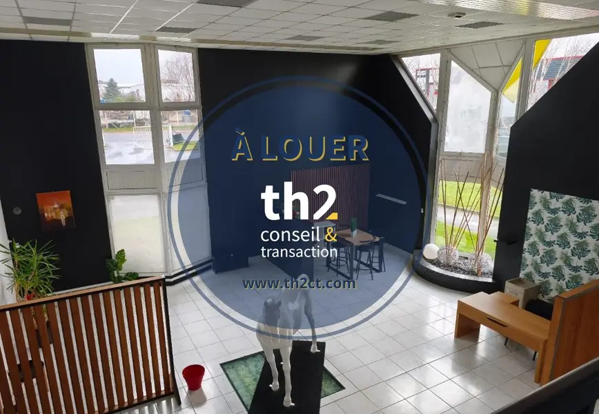 Local bureaux 250 m² Verson
