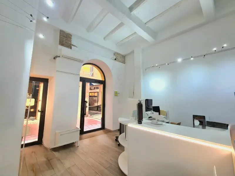 Local Commercial à vendre - Nice (06300) - 40 m² - 0 €