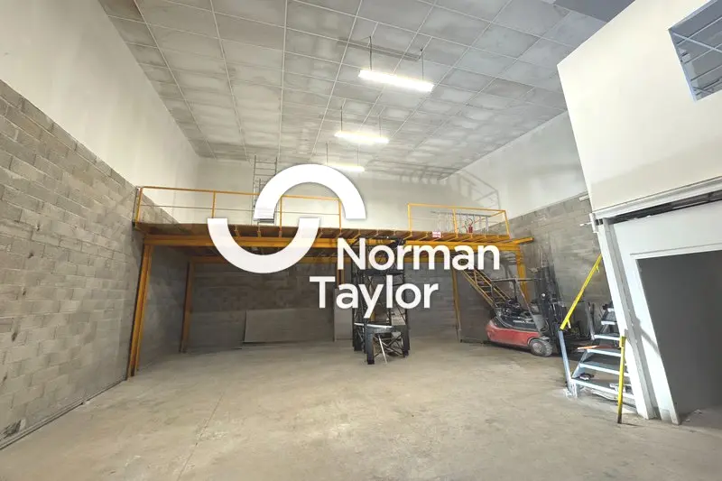 entrepôt / activité à louer - Vendargues (34740) - 197 m2 - 1 700 €/mois