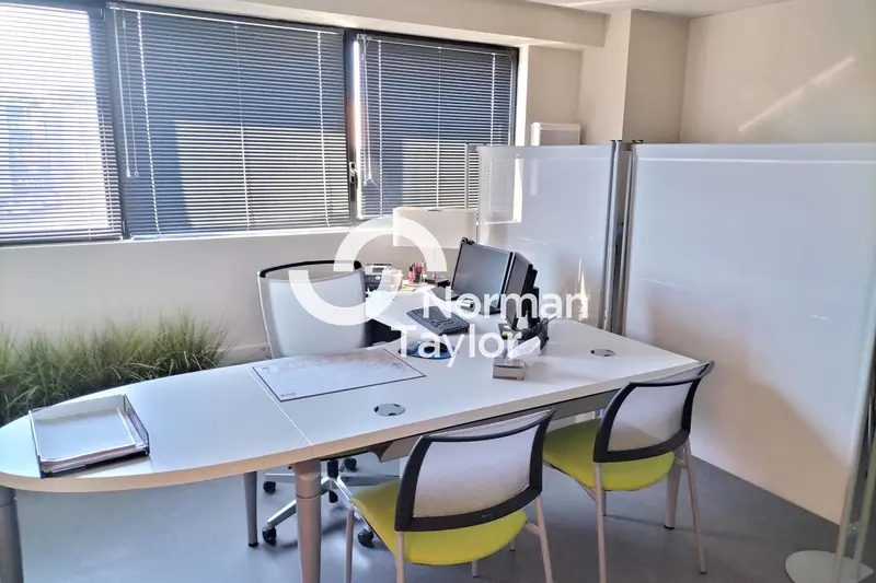 Bureaux 187 m² divisibles à louer - Béziers 