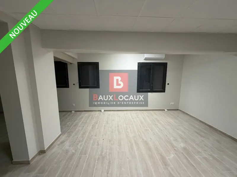 A LOUER  BUREAU DE 49 M² SUR LA COMMUNE DU PONTET 