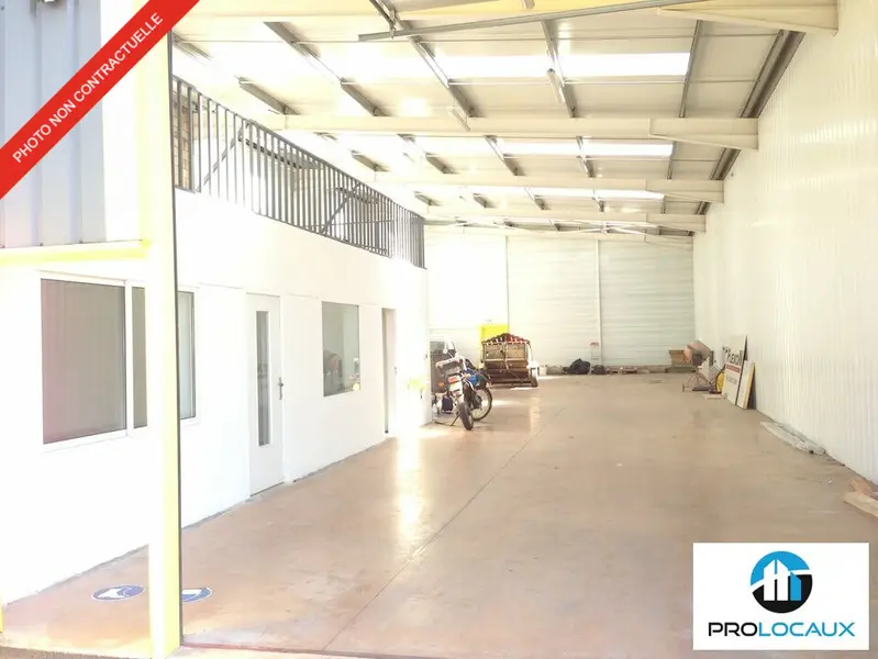 A louer Locaux d'activité 410m² Lacroix-Saint-Ouen