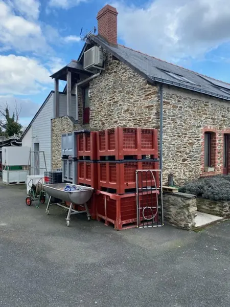 A vendre Locaux d'activité 680m² Carquefou