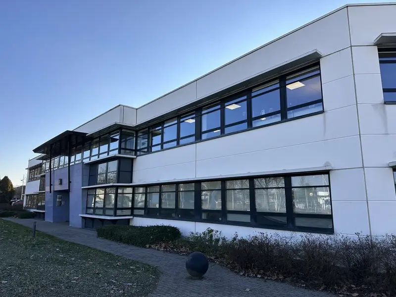 Bureau à louer - Schiltigheim (67300) - 176 m² - 1 833 €/mois