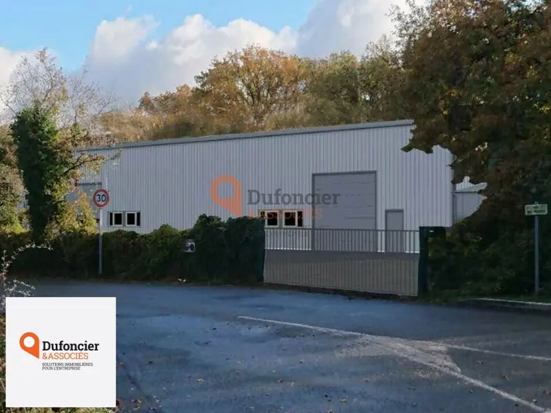 entrepôt / activité à louer - Saint-benoît (86280) - 540 m2 - 4 050 €/mois