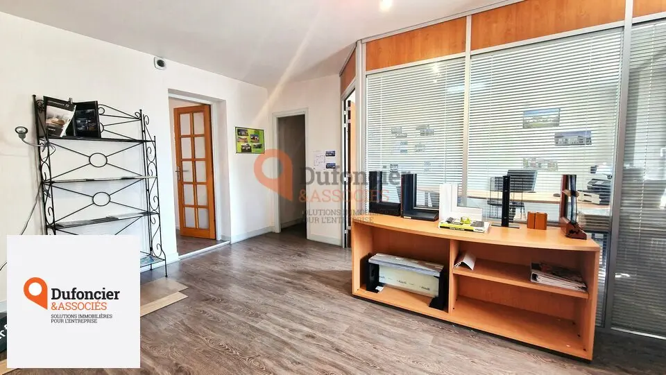 bureau à louer - Saint-benoît (86280) - 72 m2 - 920 €/mois