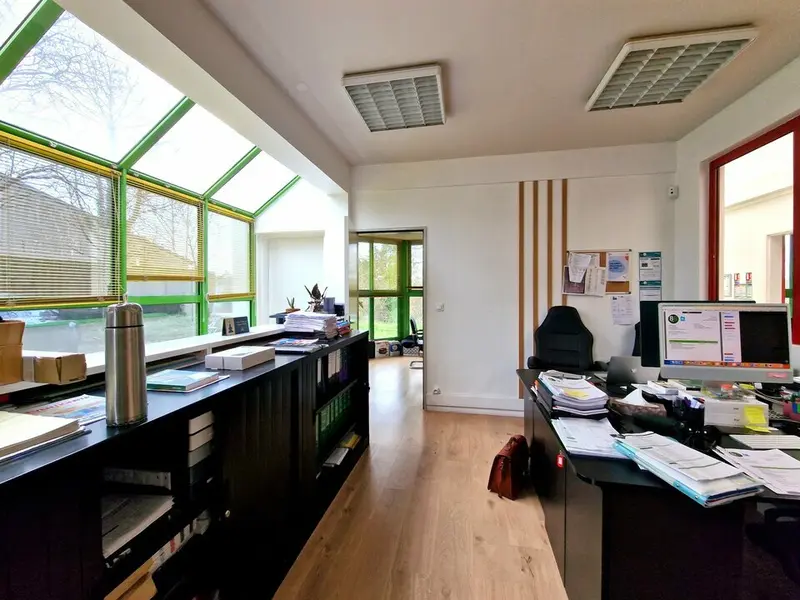 entrepôt / activité à louer - Saint-benoît (86280) - 445 m2 - 2 781 €/mois