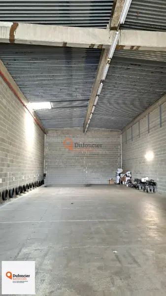 entrepôt / activité à louer - Châtellerault (86100) - 768 m2 - 4 690 €/mois