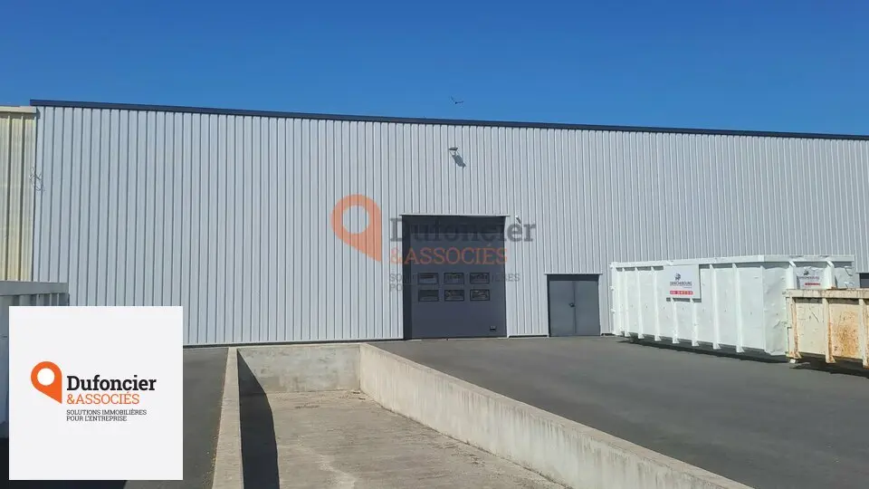 entrepôt / activité à louer - Châtellerault (86100) - 1000 m2 - 3 500 €/mois