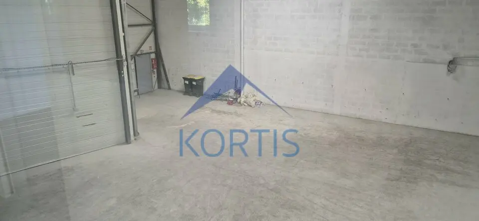 Entrepôt / Activité à vendre - Saint-Priest (69800) - 500 m² - 790 000 €