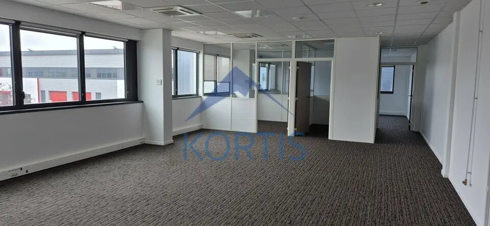 À LOUER  Bureaux  115 m²
