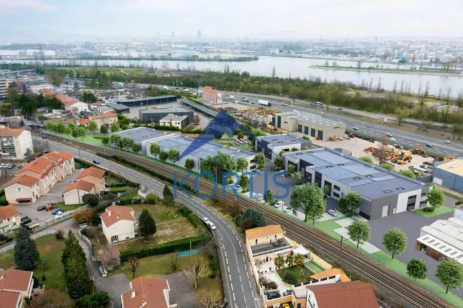 Locaux d'activités à vendre  Pierre-Bénite (69310)